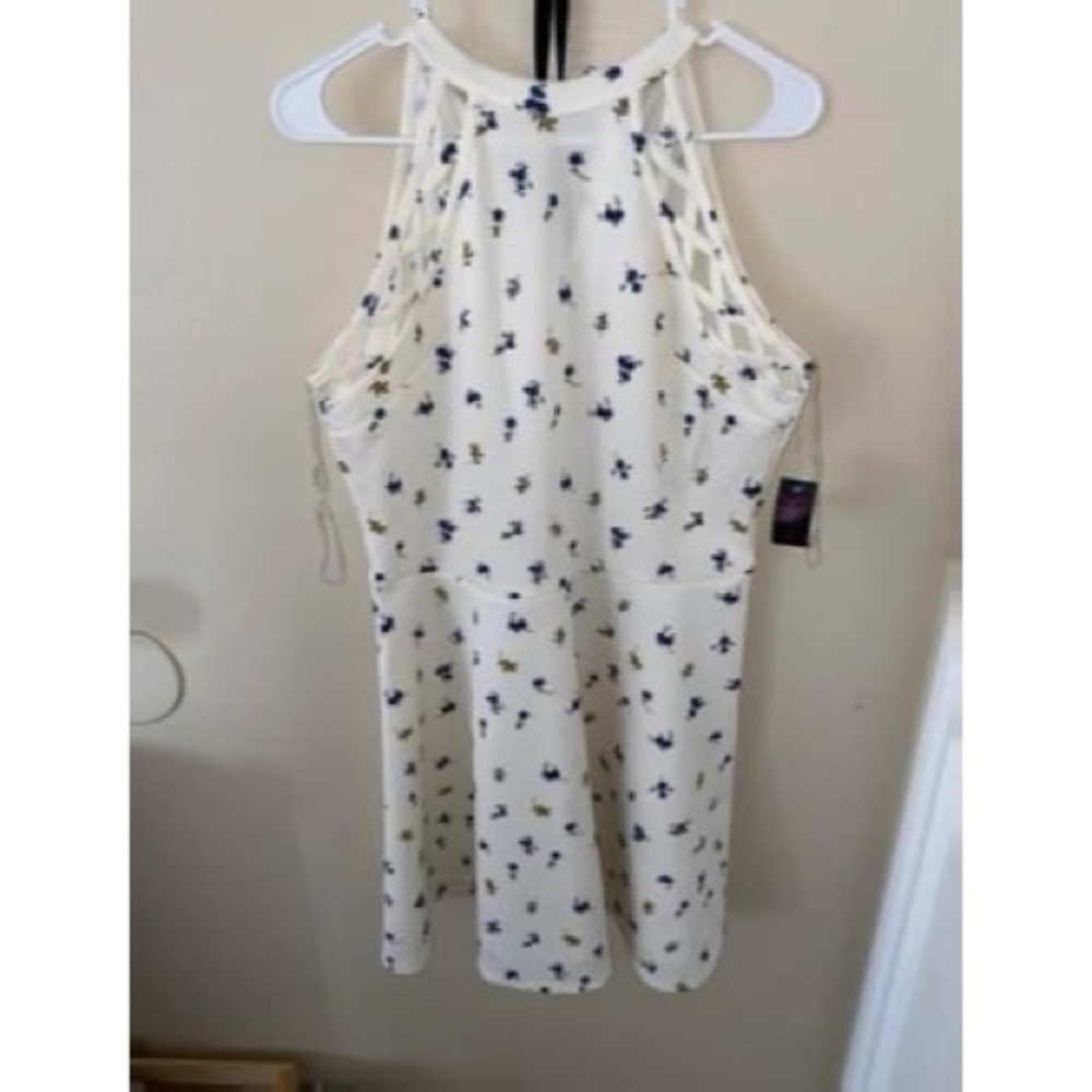 XL WOMEN’S FLORAL DRESS